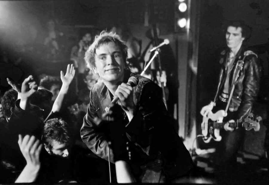 Kevin Cummins Sex Pistols Ivanhoe S Huddersfield Christmas Day 1977 Lucy Bell Gallery